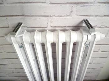 4- Support de tablette de radiateur BABY (la paire)