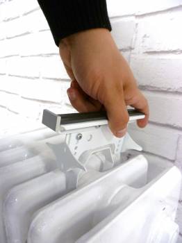 2- Support de tablette de radiateur GM (la paire)
